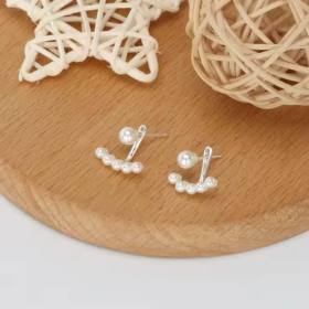 Toptan Paslanmaz Çelik Kadın Küpe - Gümüş Renk İnci Detaylı Minimal Model