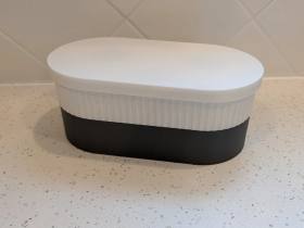 3D Baskı İki Rulo Tuvalet Kağıdı Saklama Kutusu Kapaklı Çizgili Banyo Organizeri Minimalist - Beyaz Kapak