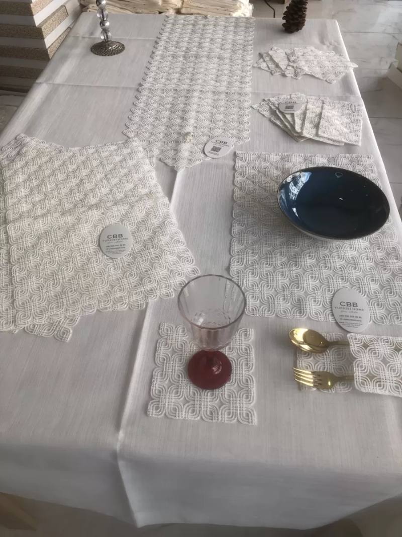 Sofra Takımı Orion Gardenya Keten Yemek Takımı 160x260 Masa Seti 26 Parça Runner Set Krem