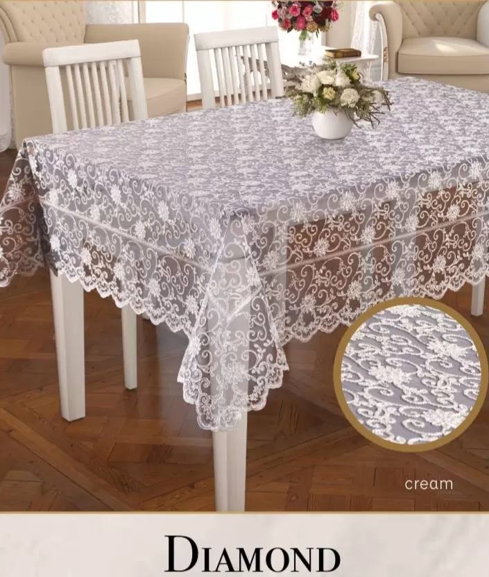 Dertsiz Daimond Model Krem 160x220cm İşlemeli Dantelli Tek Masa Örtüsü