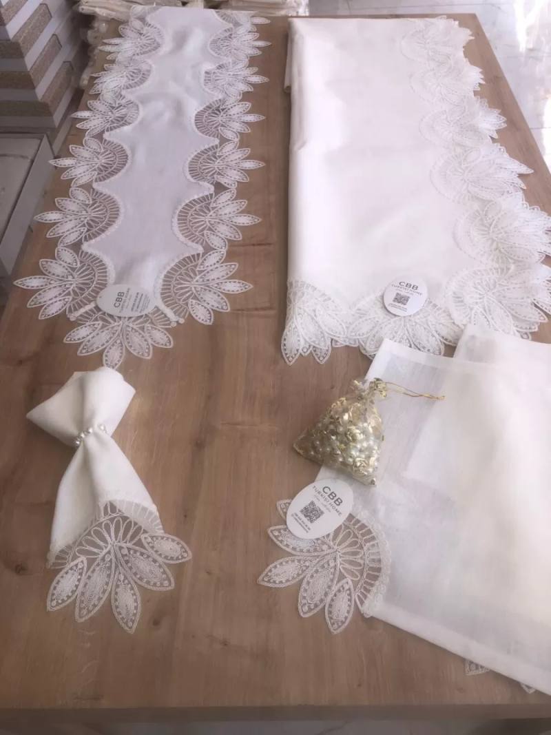 Sofra Takımı Lady Gardenya Keten Yemek Takımı 160x220 Masa Seti 26 Parça Runner Set Krem