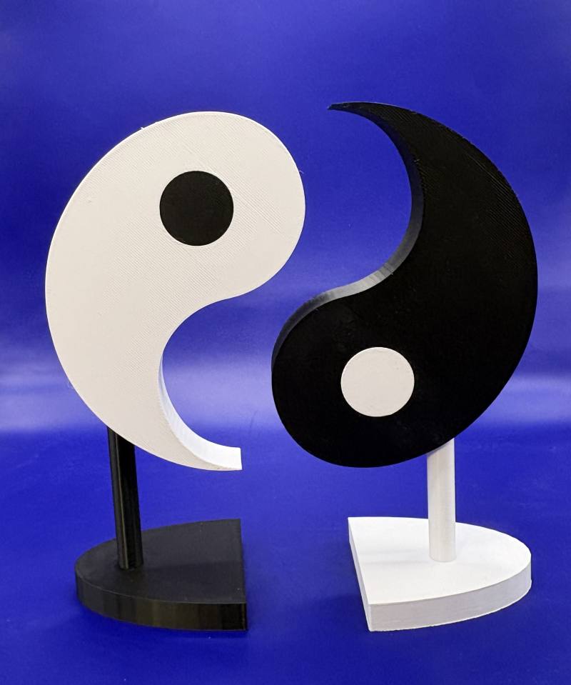 3D Baskı Yin Yang Dekoratif Obje Denge Temalı İki Parçalı Masa ve Raf Süsü